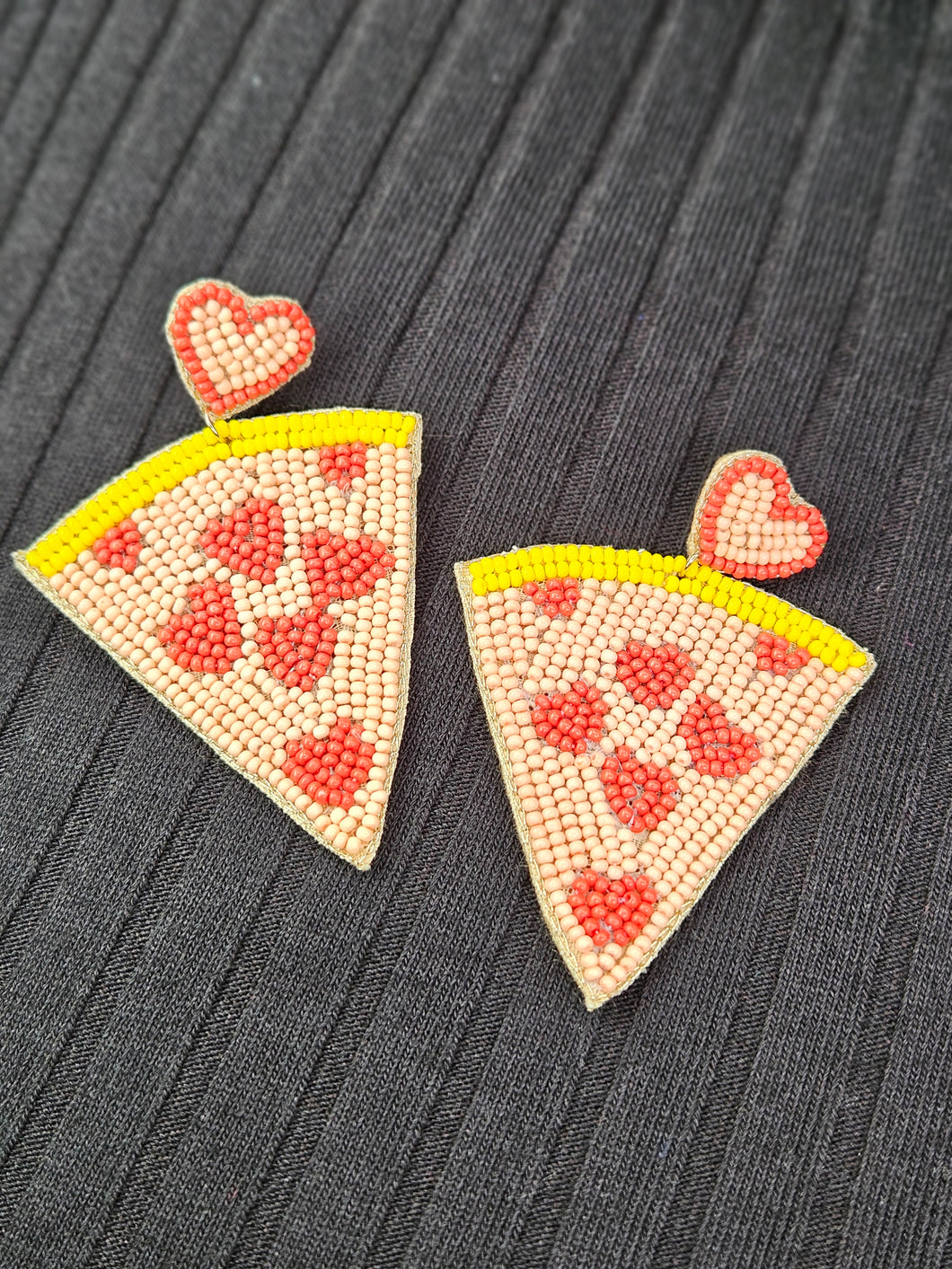 Bead Pizza Lover Earring