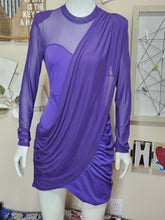 Load image into Gallery viewer, Purple Dress (L)
